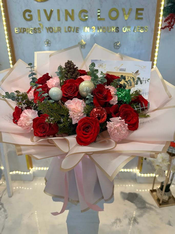 Merry Bloom Bouquet image 0