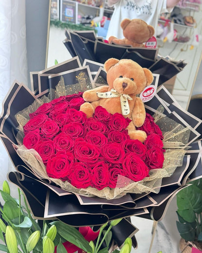Teddy Bear Red Rose Bouquet image 1