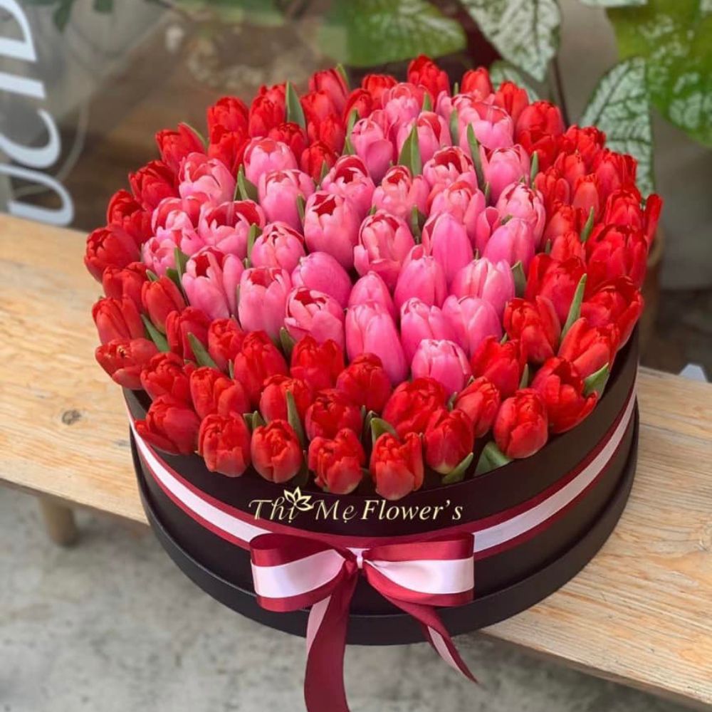 Large Tulip Box image 0