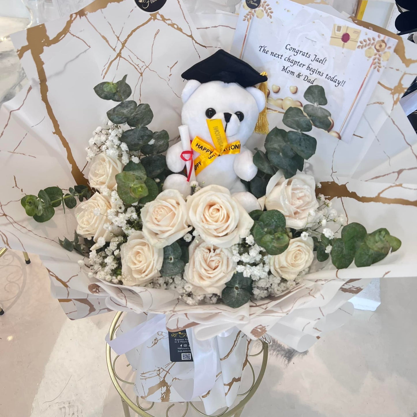 Commencement Cream Roses image 0