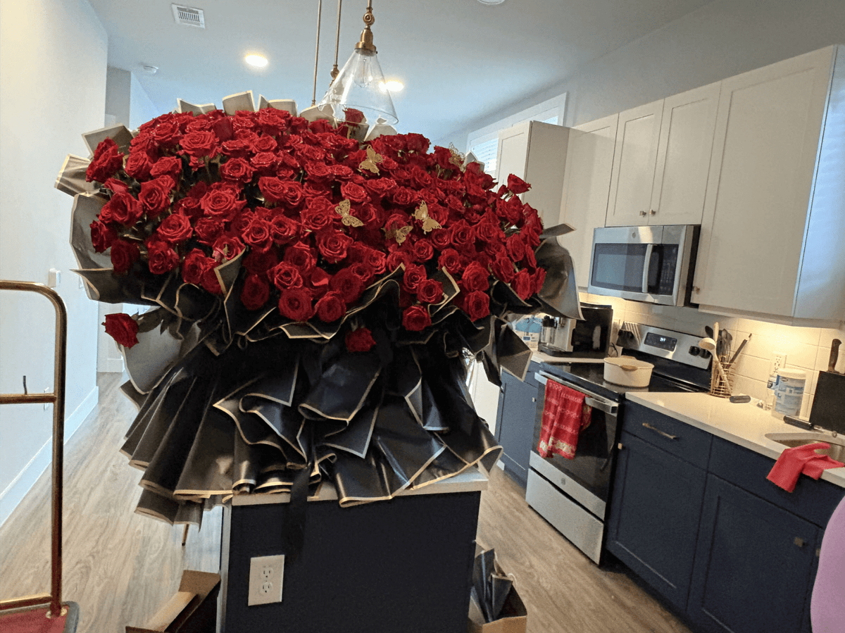 200 Premium Red Roses Super Giant Bouquet - 98 FLOWERS