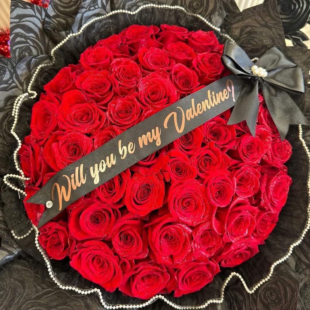 Crimson Cascade Bouquet 🌹✨ image 1