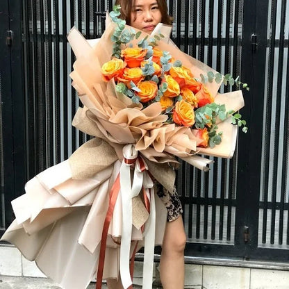 Bouquet of Orange Roses image 2