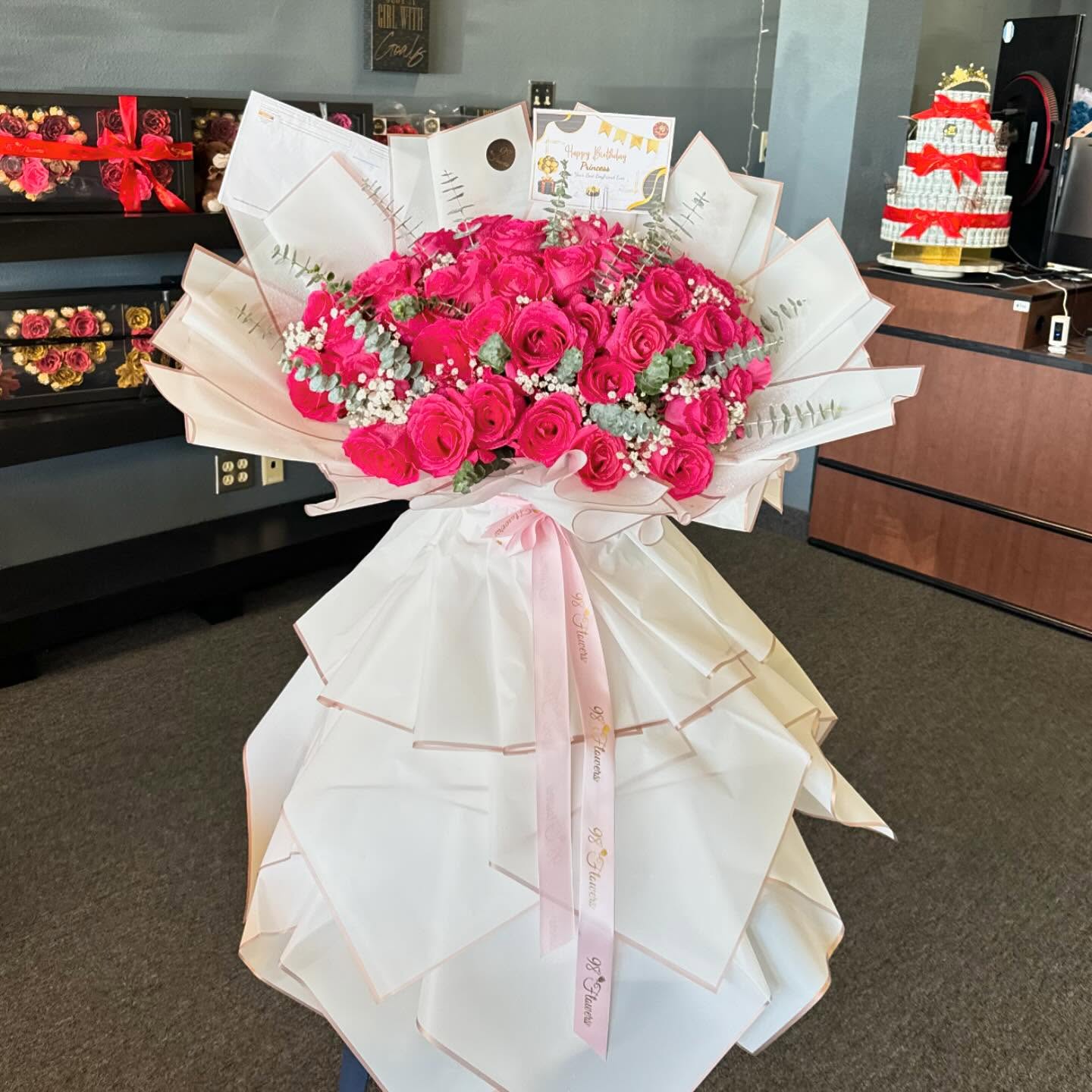 Pink Majesty Grand Bouquet 🌸✨ image 0
