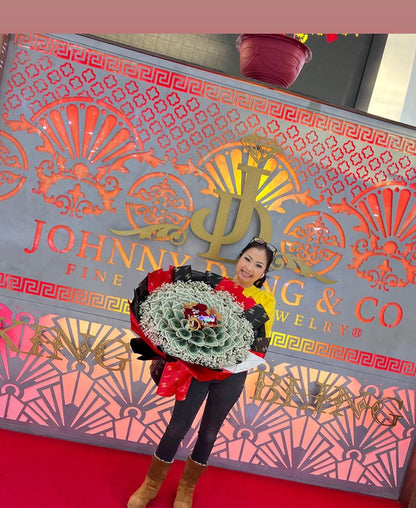 98 Money Flower - Anniversary - Big Size ($100 Cash Inside + $180 Labor), SIGNATURE - 1 image