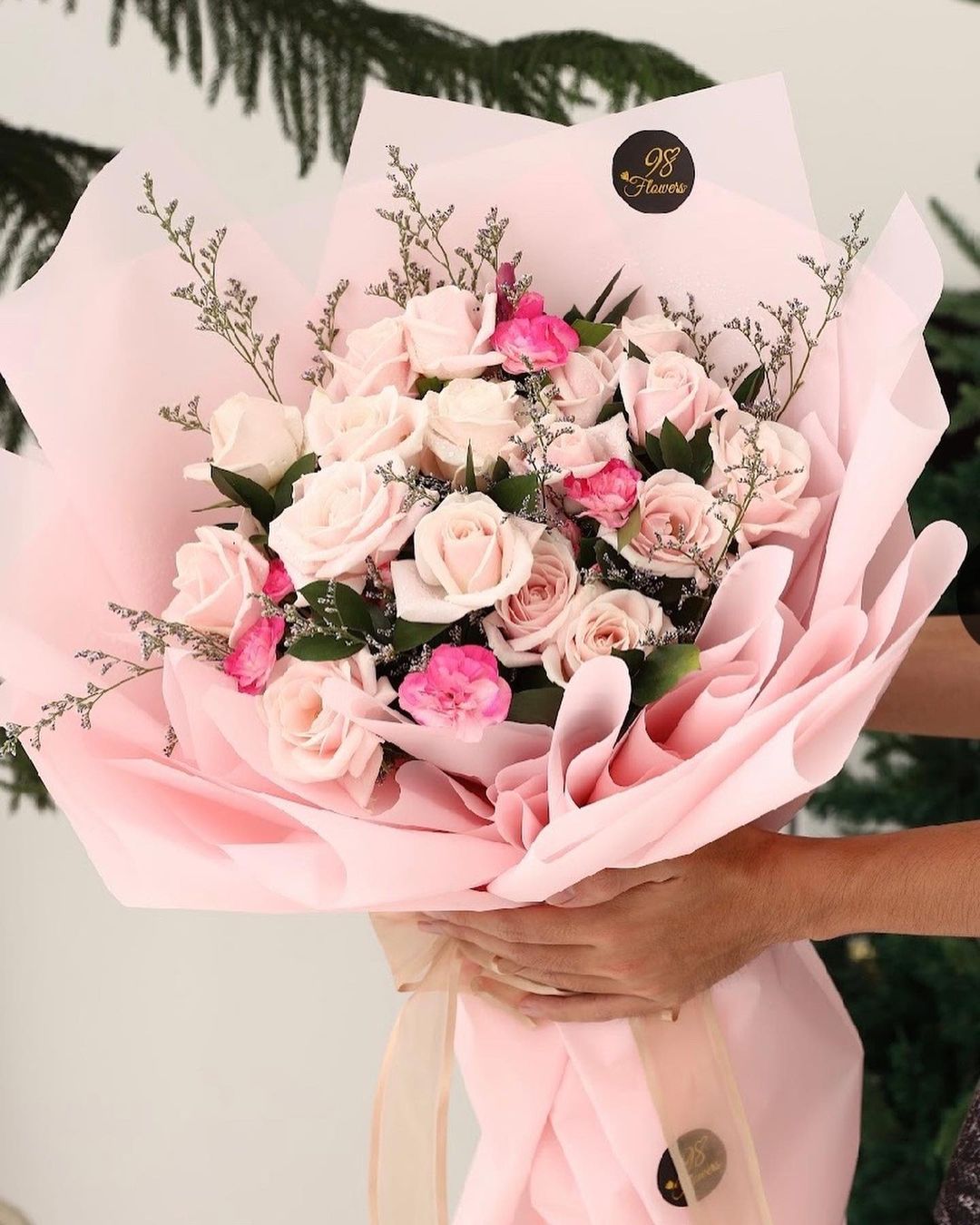 Fresh Flower Bouquet - Medium Size, SIGNATURE STYLE 2 image