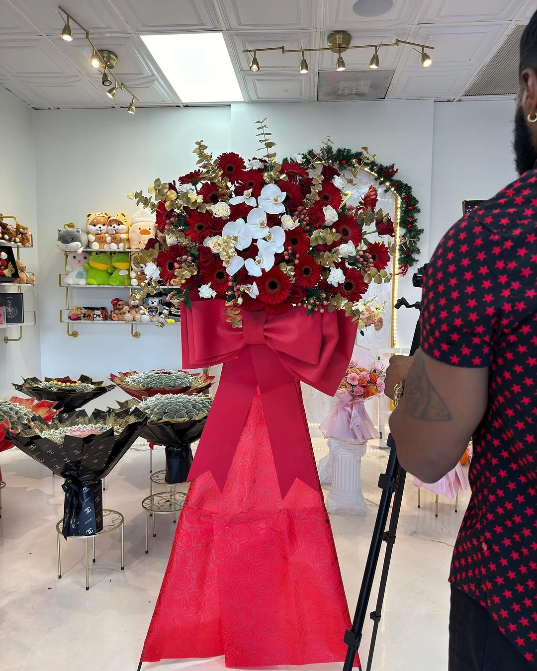 Majestic Heights Grand Opening Stand 🌹🍃🌟 image 1