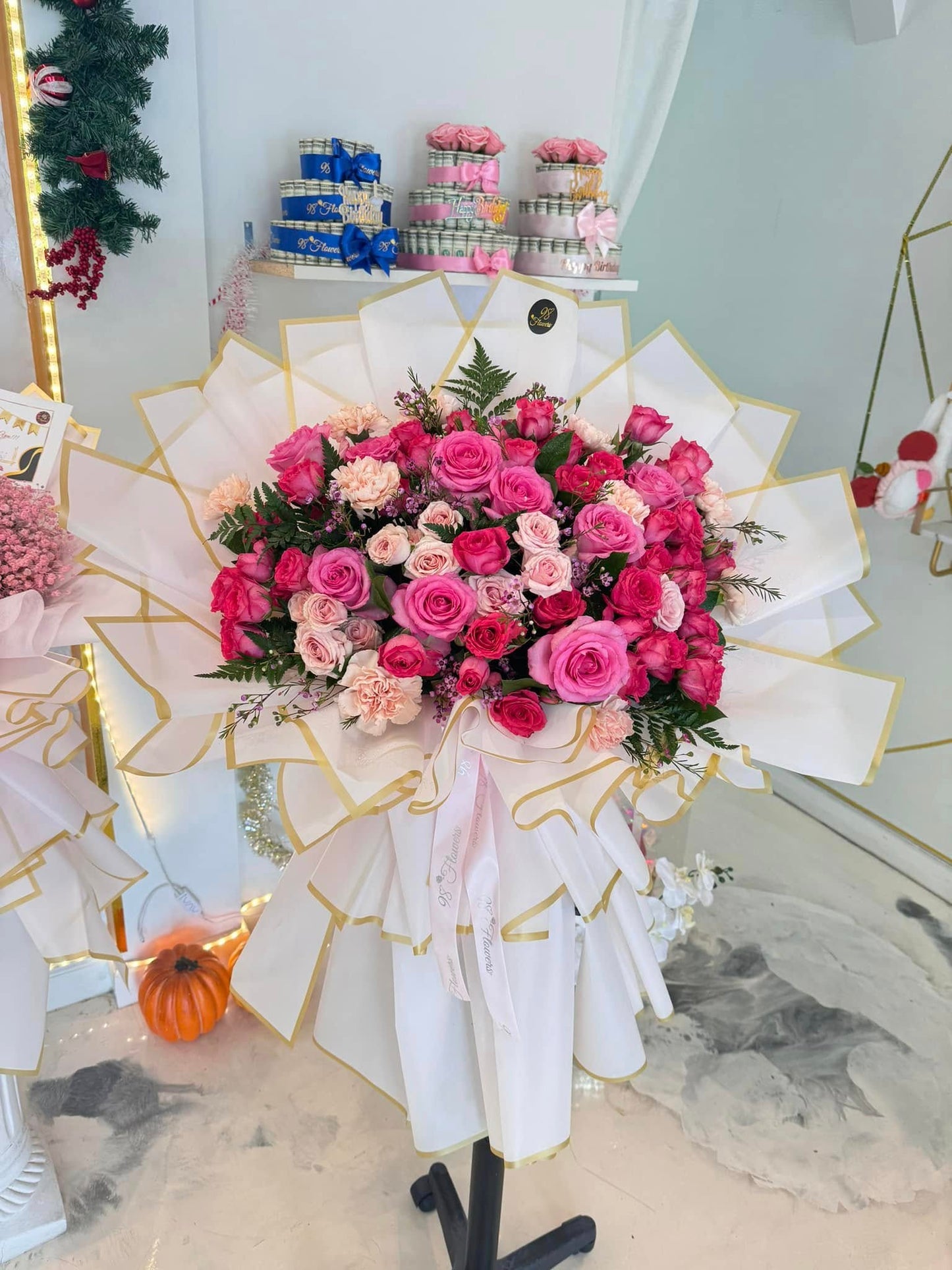 Blushing Elegance Grand Bouquet 🌸🎀✨ image 0