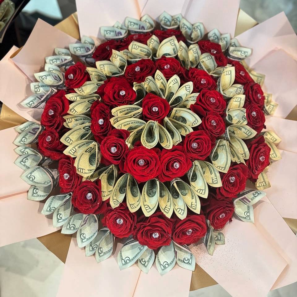Luxurious Red Rose Money Bouquet image 0