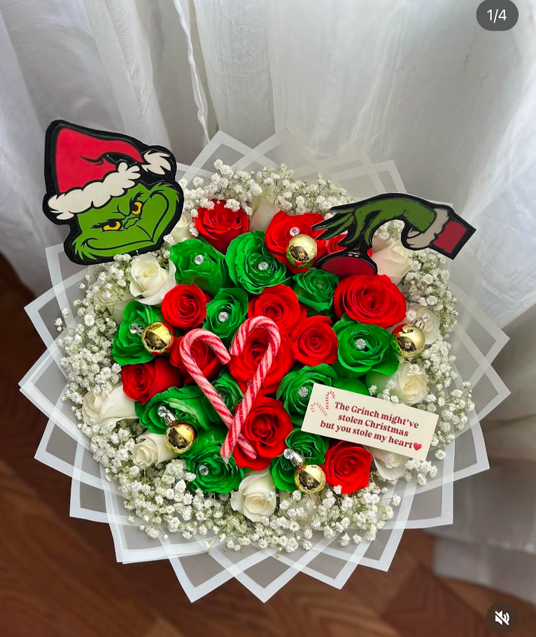 The Grinch Stole My Heart Bouquet image 0