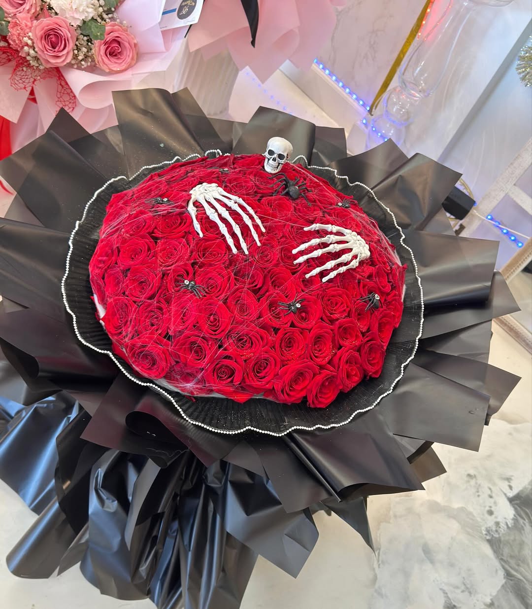 Haunted Love Red Rose Box image 0