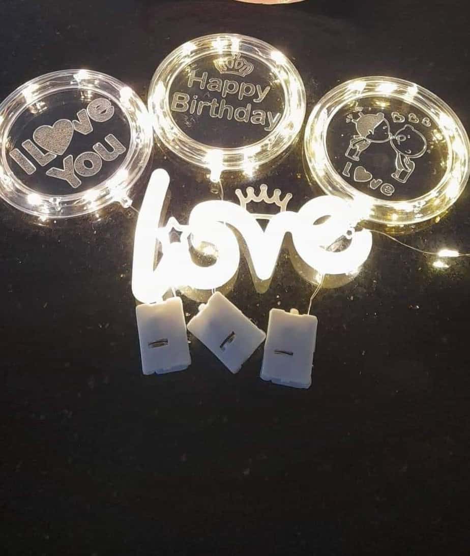 "Love" light image 0