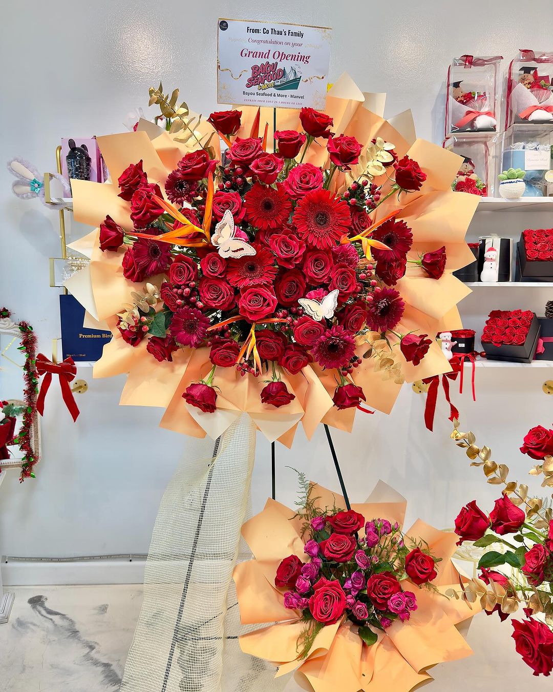 Vibrant Visionary Floral Stand image 0