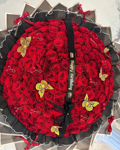 200 Red Roses Butterfly Bouquet image 1