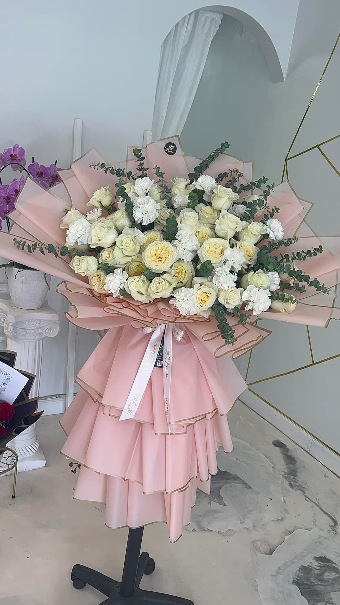 Blush Elegance Rose Bouquet 🌸🎀 image 0