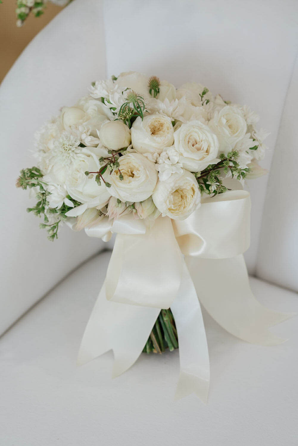 Elegant Ivory Garden Bridal Bouquet image 0