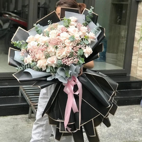 Giant Bouquet of Roses image 1