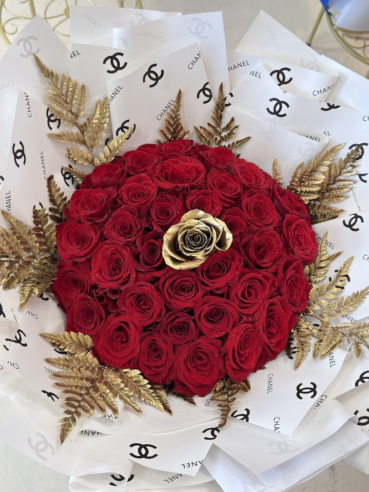 Chanel Luxe Rose Bouquet image 1