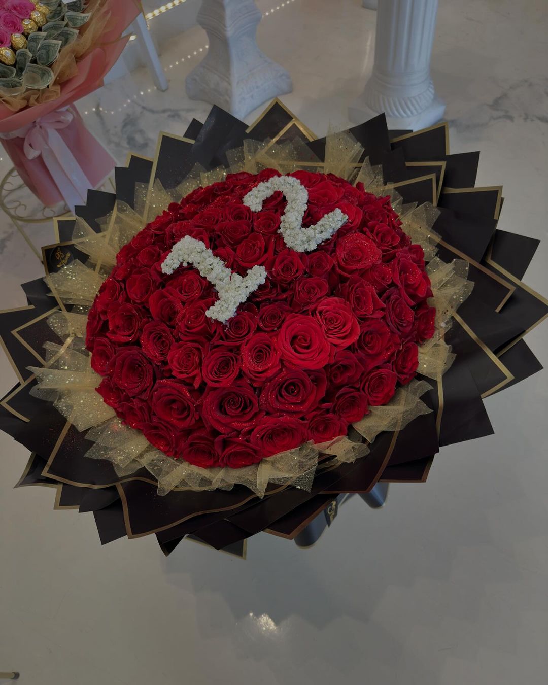 Golden Aura Numbered Rose Display image 2