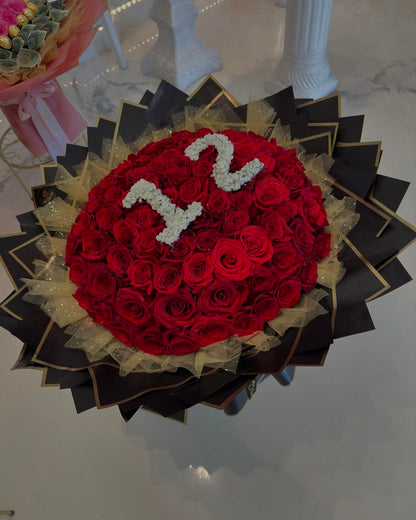 Golden Aura Numbered Rose Display image 2