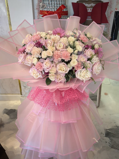 Princess Blossom Grand Bouquet image 2