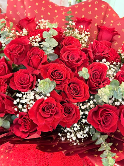 Crimson Majesty Bouquet image 2