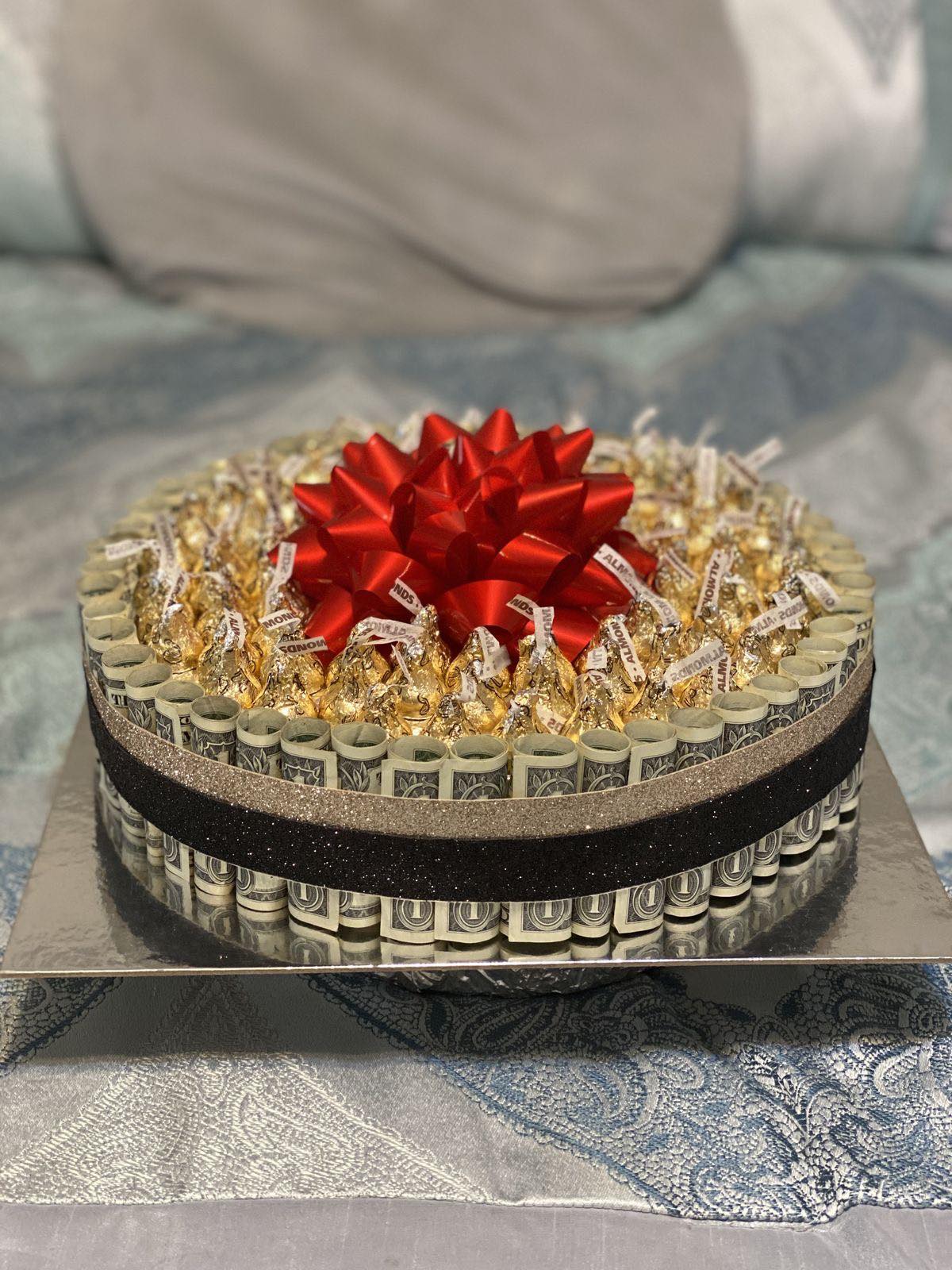 Chocolate Vault Money Cake image 0