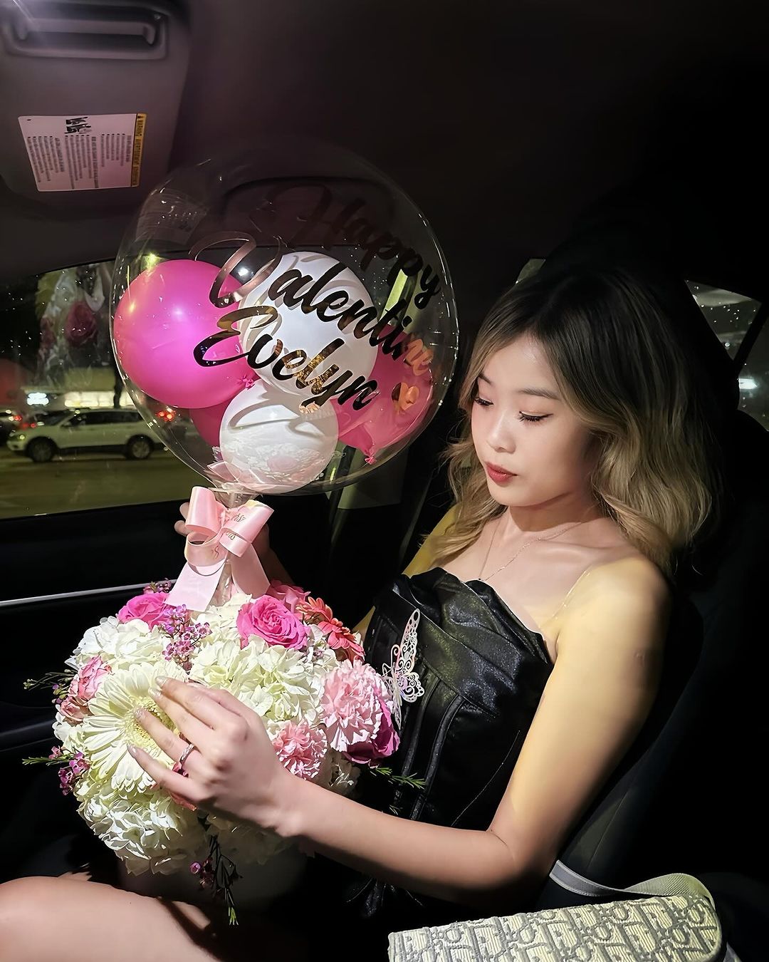 BloomBox Grandeur 🌹🎉 image 1