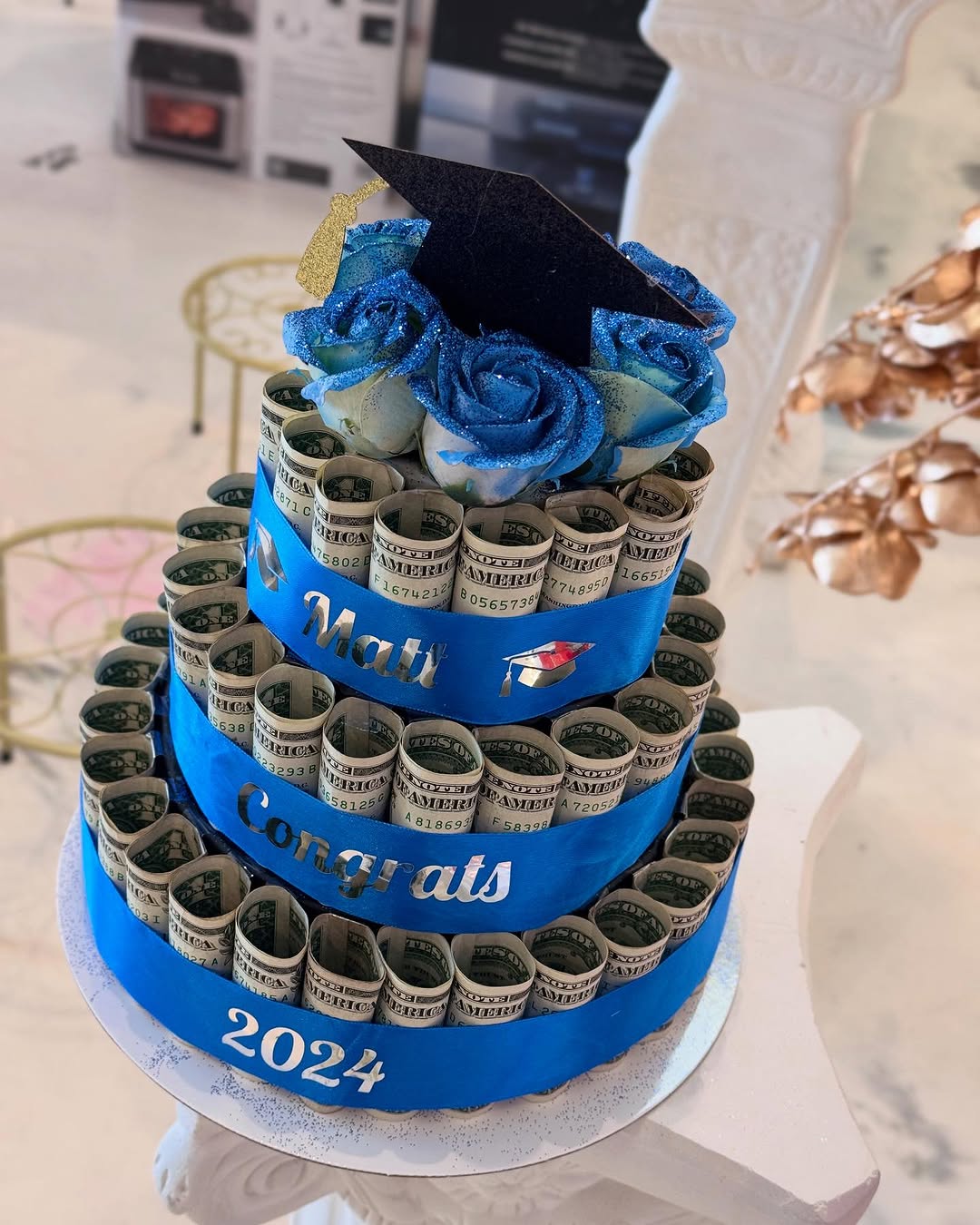 Graduation Money Cake image 2