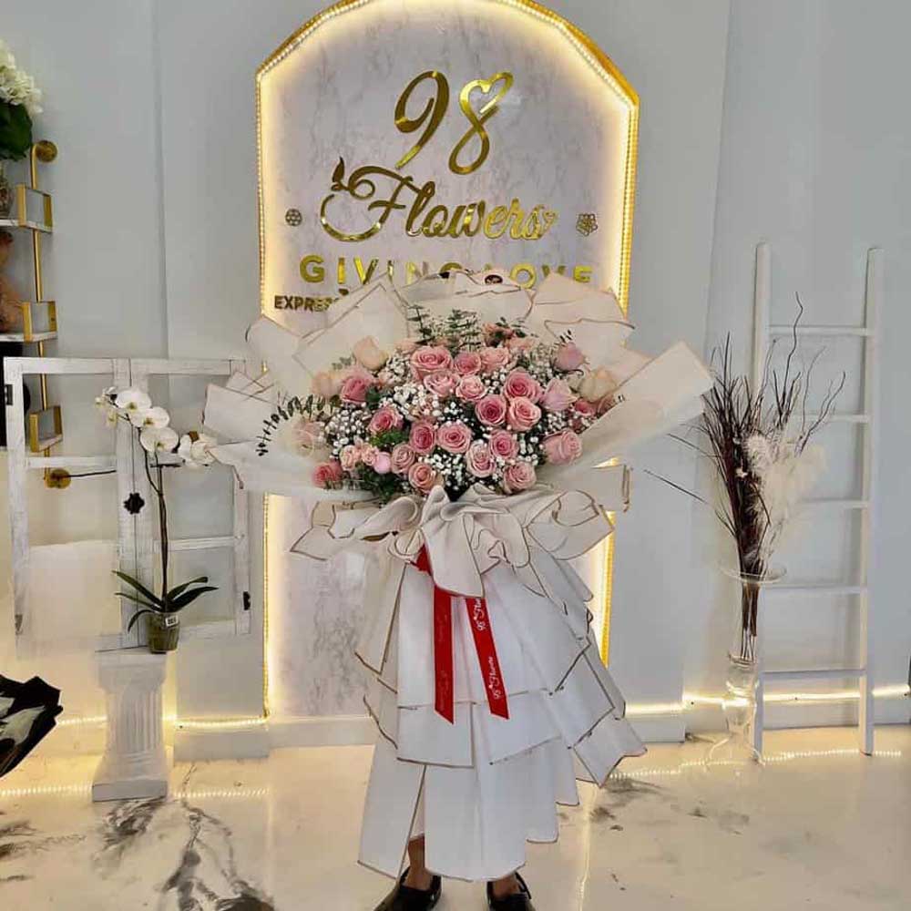 Giant La Vie En Rose image 1