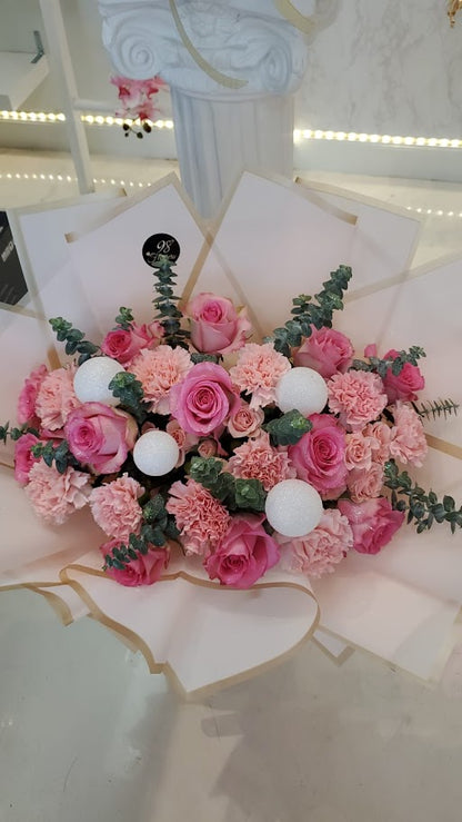 Pink Wonderland Bouquet image 1