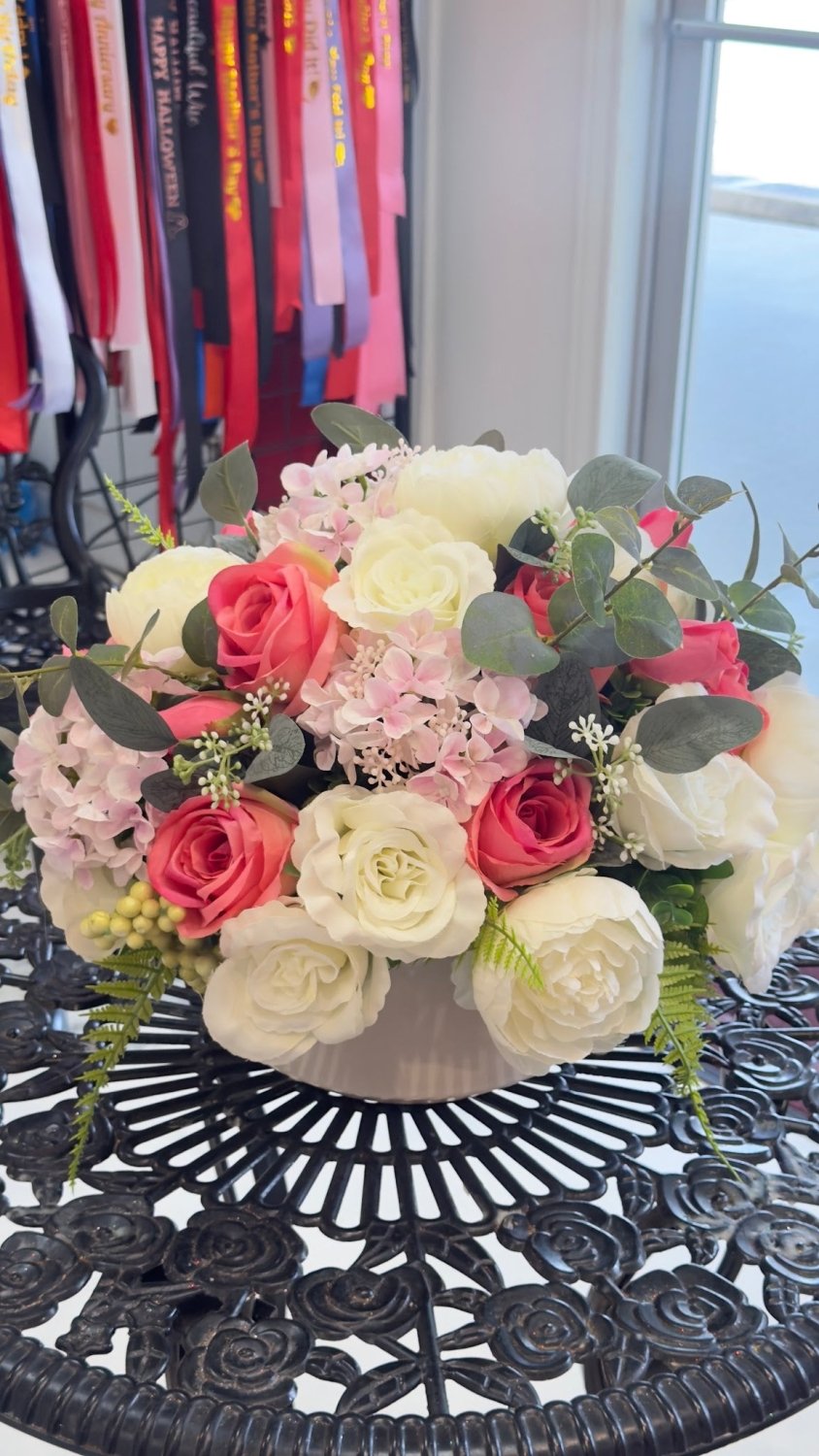 Blush Ivory & Red Artificial Rose Flower Box - 98 FLOWERS