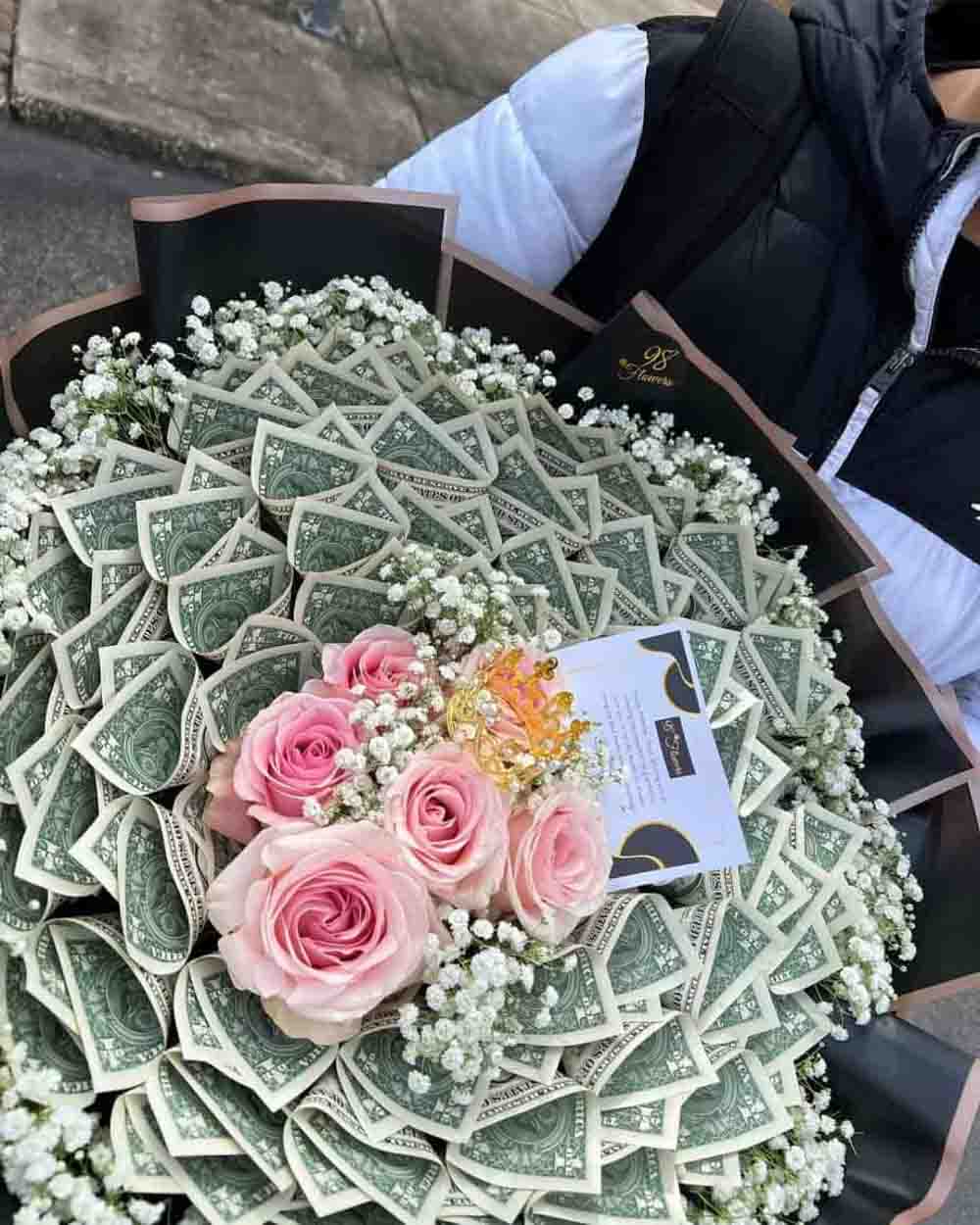 The Luxury Cash Money Bouquet image 24