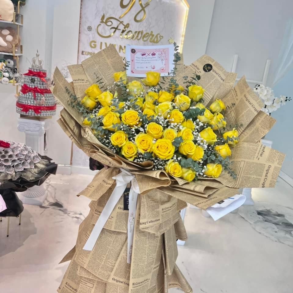 Golden Sunshine Grand Bouquet image 0