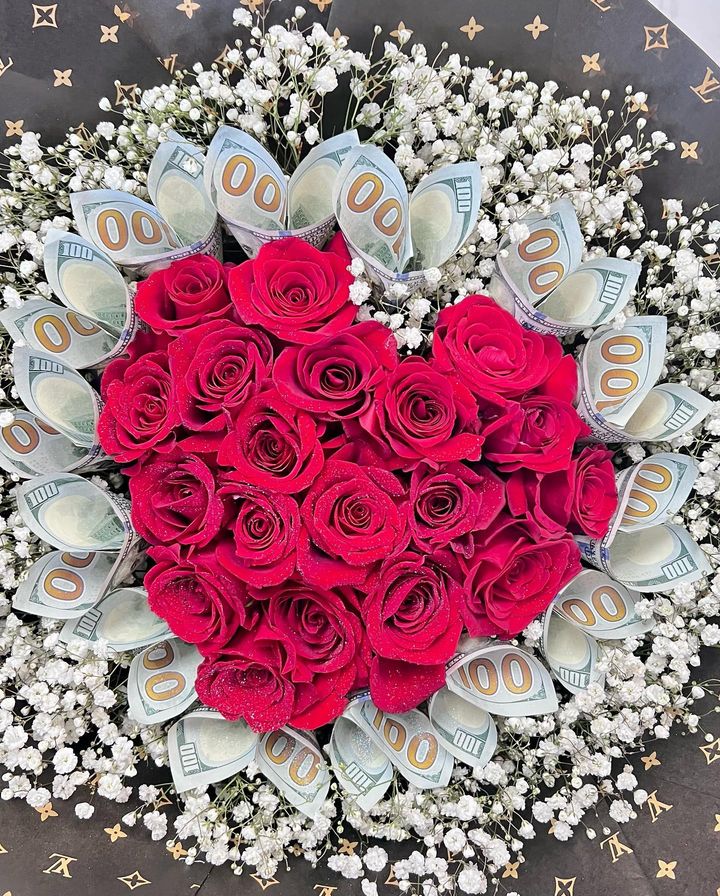 Money Heart Flowers image 0