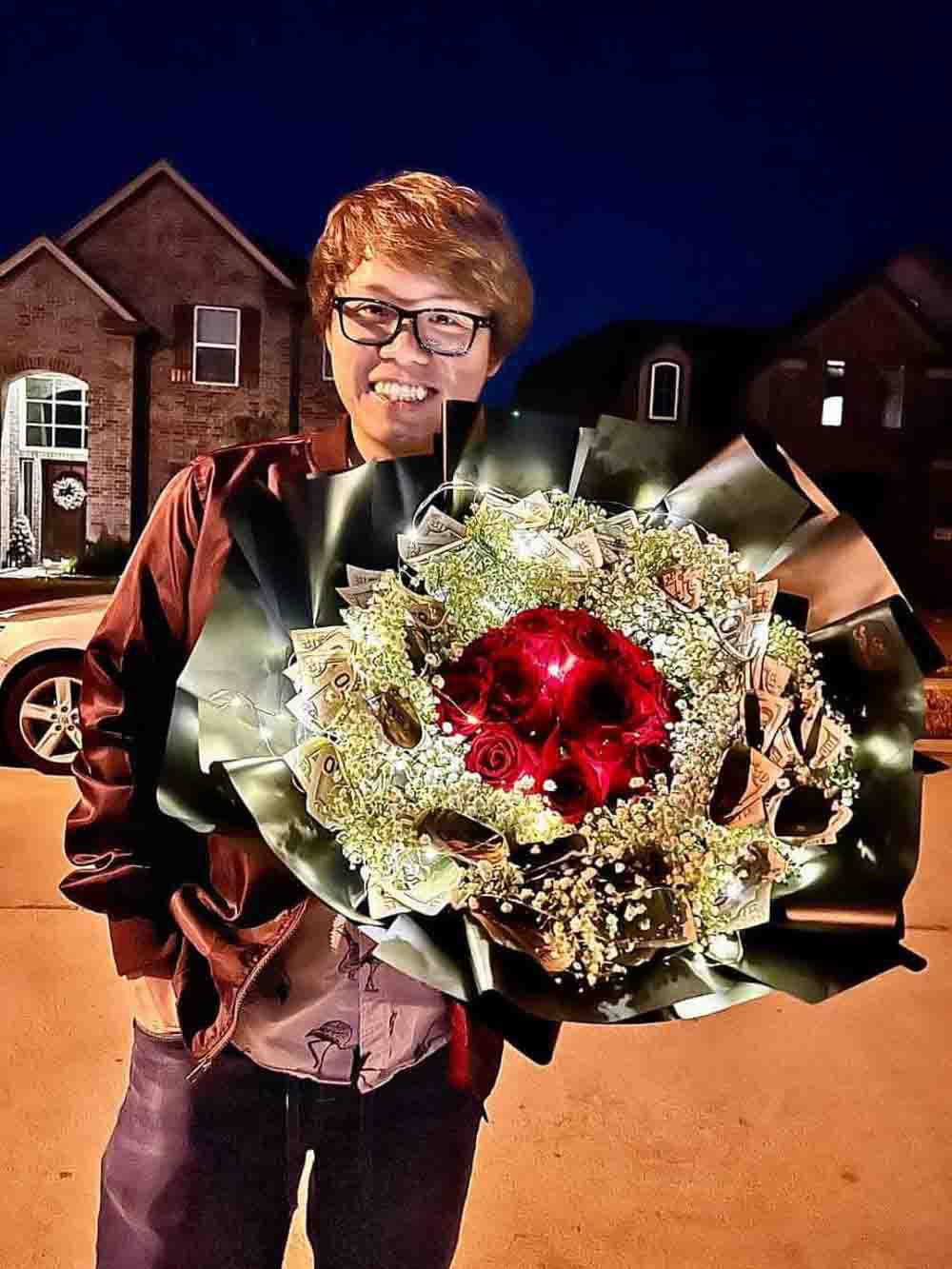 The Luxury Cash Money Bouquet image 20
