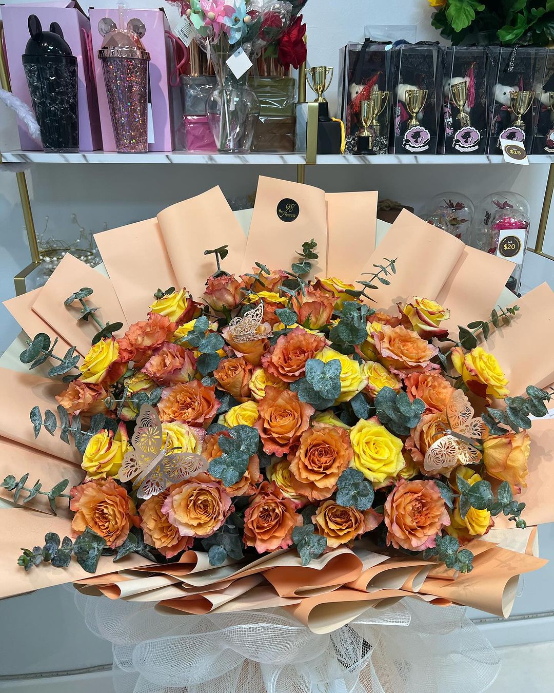 Amber Radiance Bouquet image 0