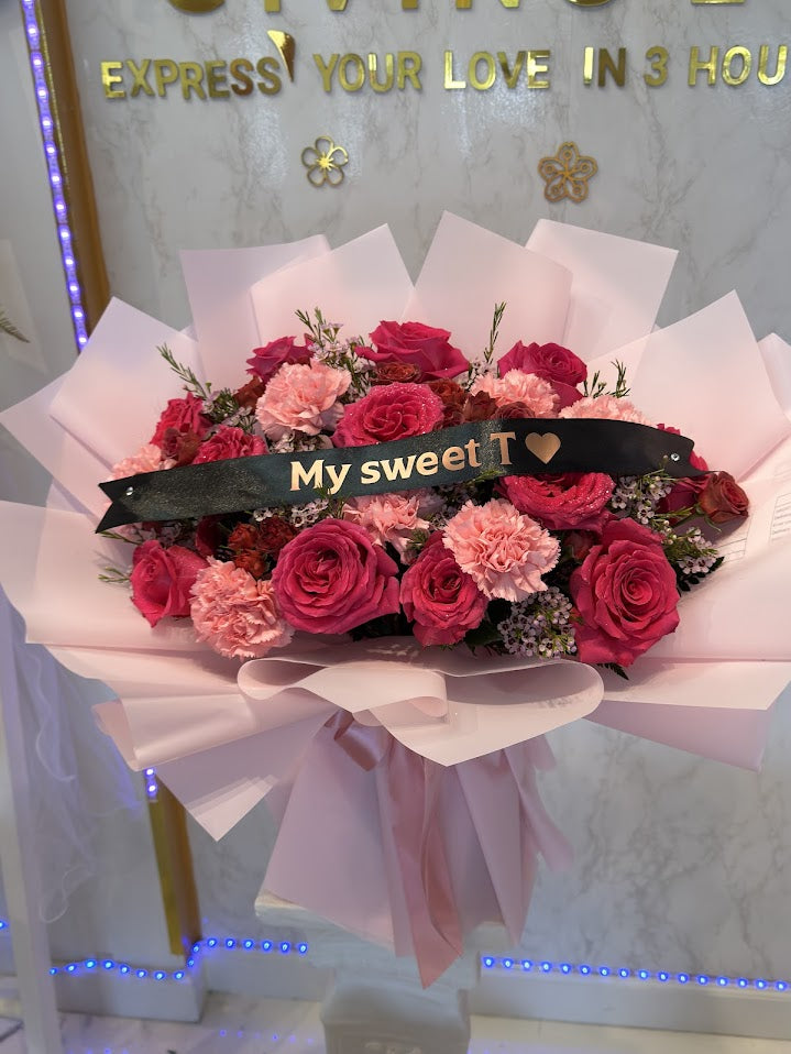 Sweet Affection Bouquet image 0