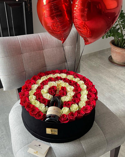 Celebratory Elegance Rose Circle image 1