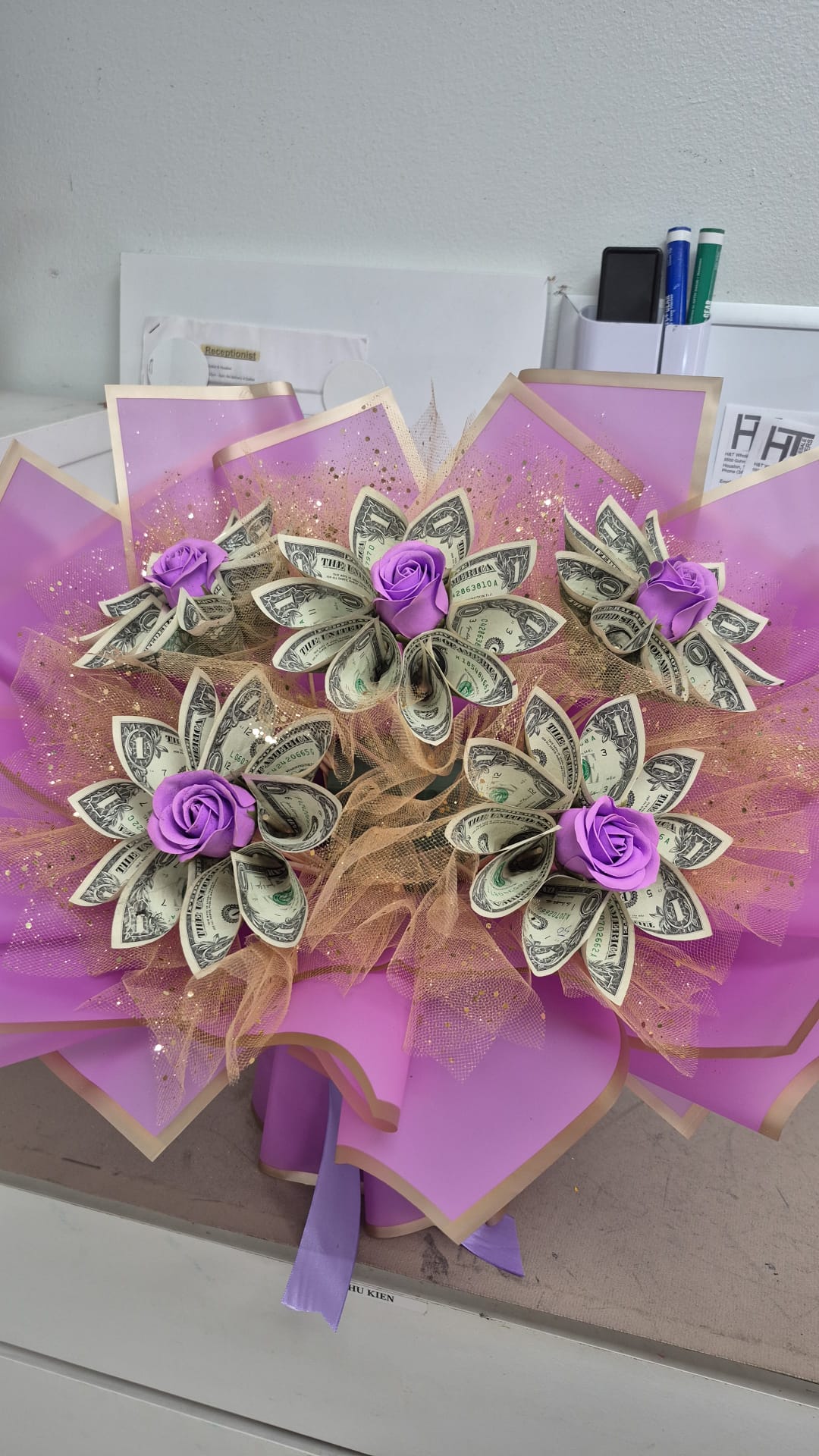 Purple five-flower money bouquet with gold mesh