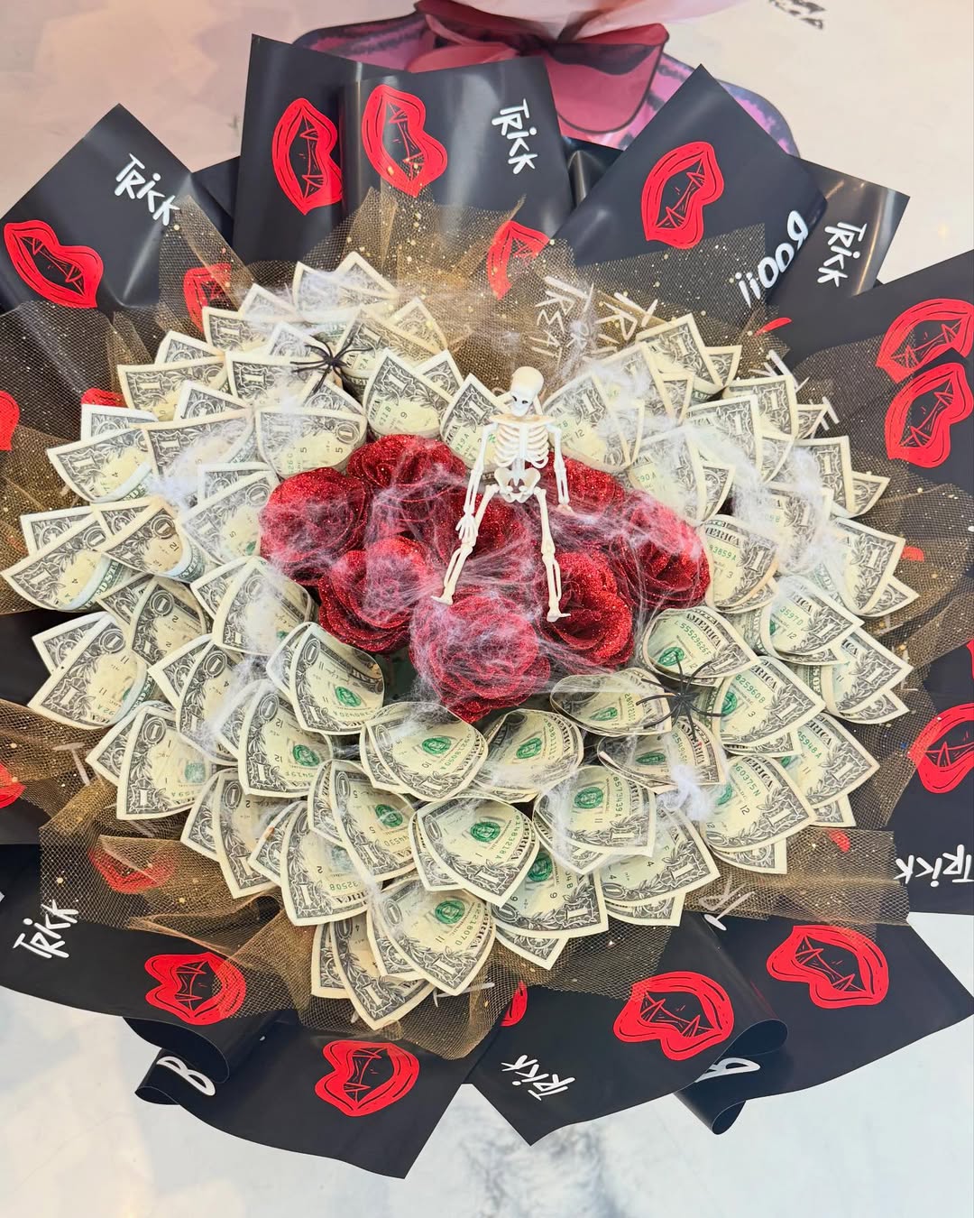 “For My Favorite Boo” Money Bouquet - 98 FLOWERS