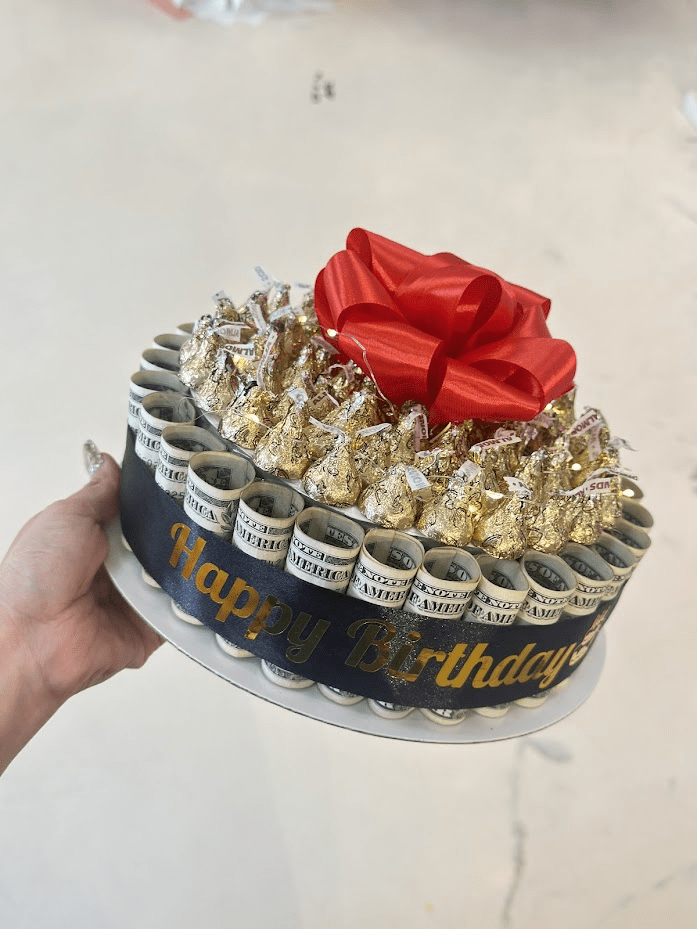 Golden Birthday Cash & Chocolate Cake – $30 Included - 98 FLOWERS