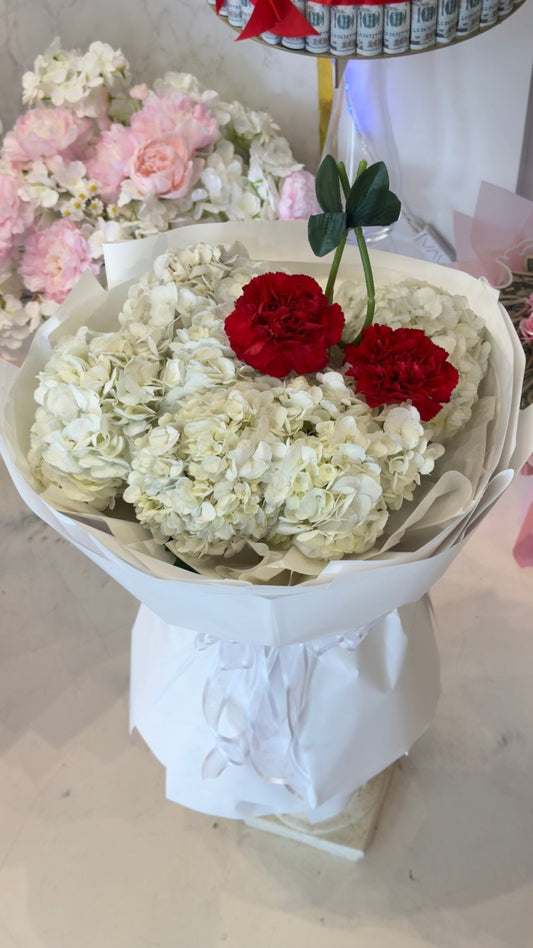 Ivory Ruby Cloud Bouquet - 98 FLOWERS