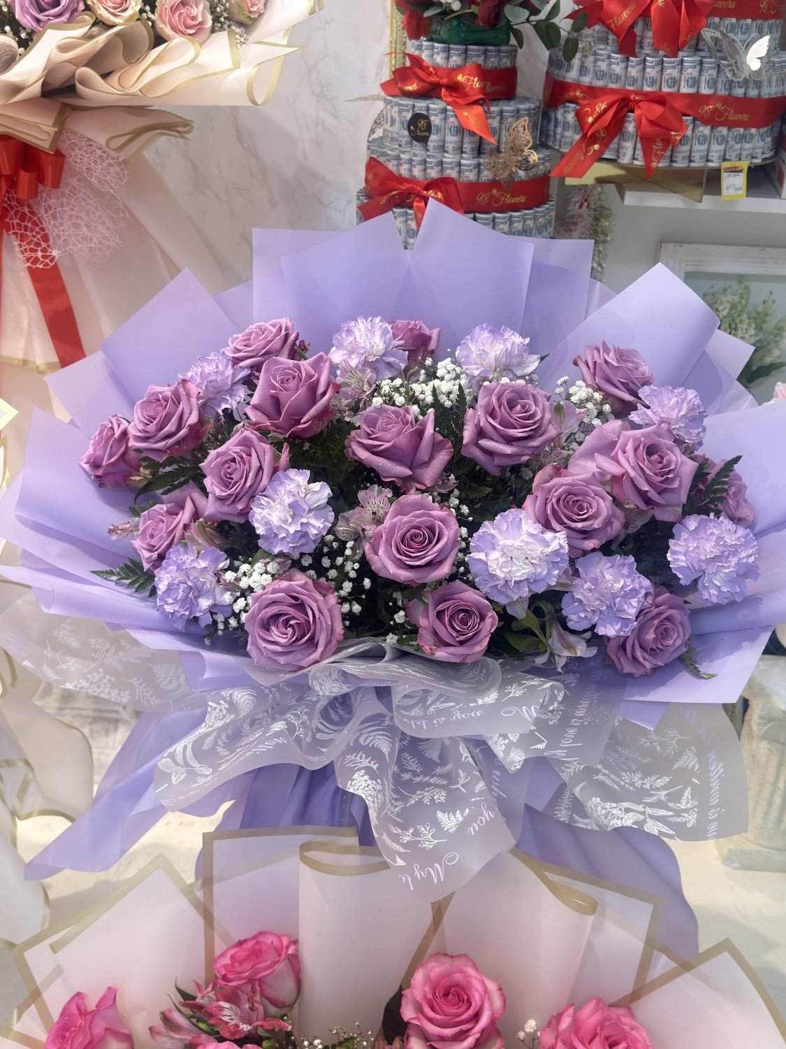 Lavender Rose & Purple Hydrangea Bouquet - 98 FLOWERS
