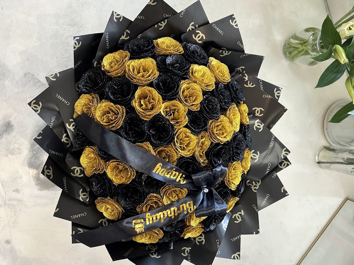 Noir Gold Rose Bouquet - 98 FLOWERS