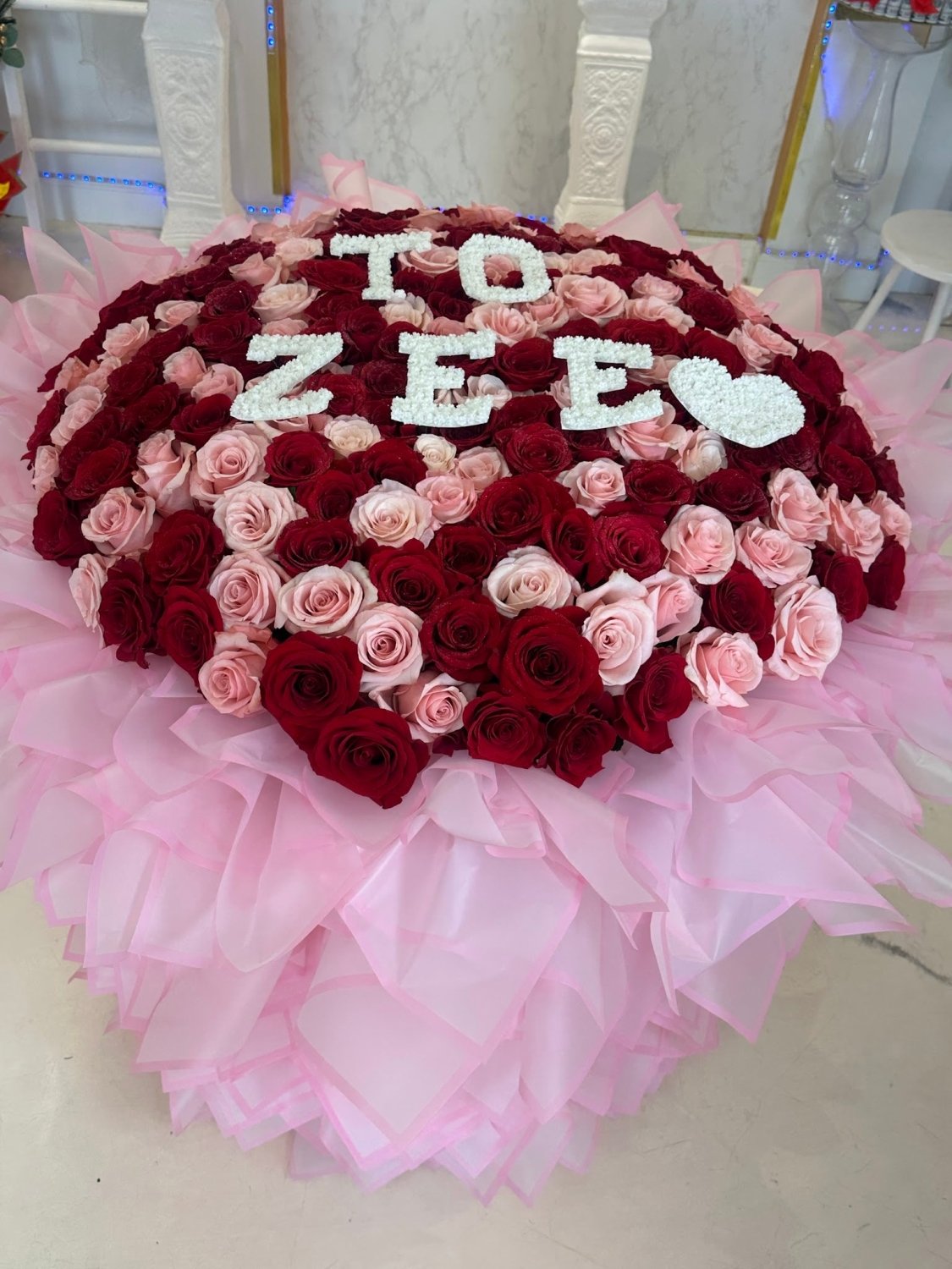Personalized 200 Red & Blush Rose Giant Bouquet - 98 FLOWERS