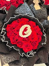 Timeless Love - 25 Red Roses - 98 FLOWERS