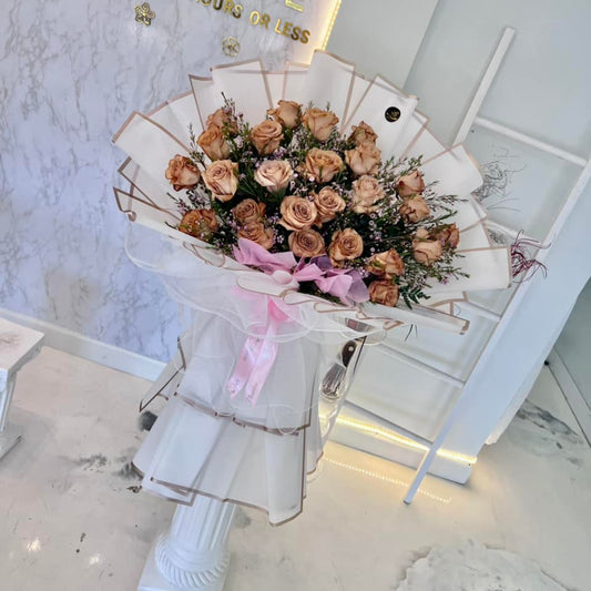 Vintage Elegance Grand Bouquet - 98 FLOWERS