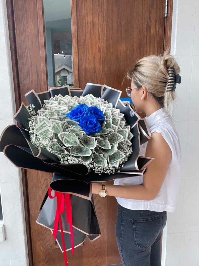 1 Dozen HK Wrapped Money Rose Bouquet in Temple City, CA