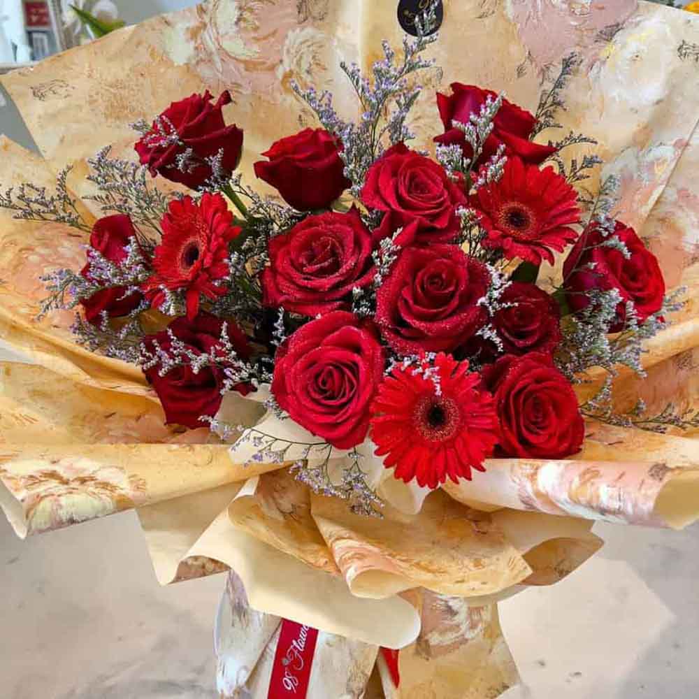 Lovely is a special anniversary flowers gift